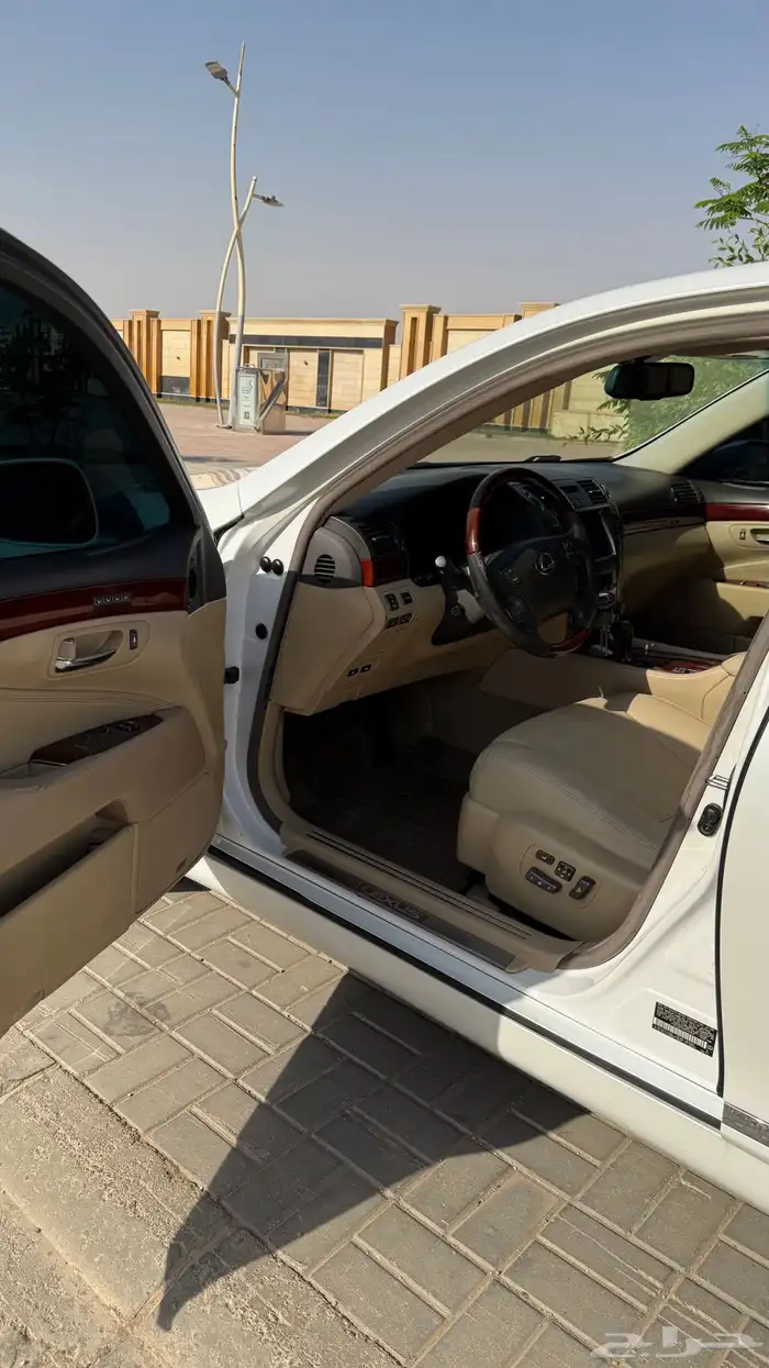 للبيع لكزس LS 460 2