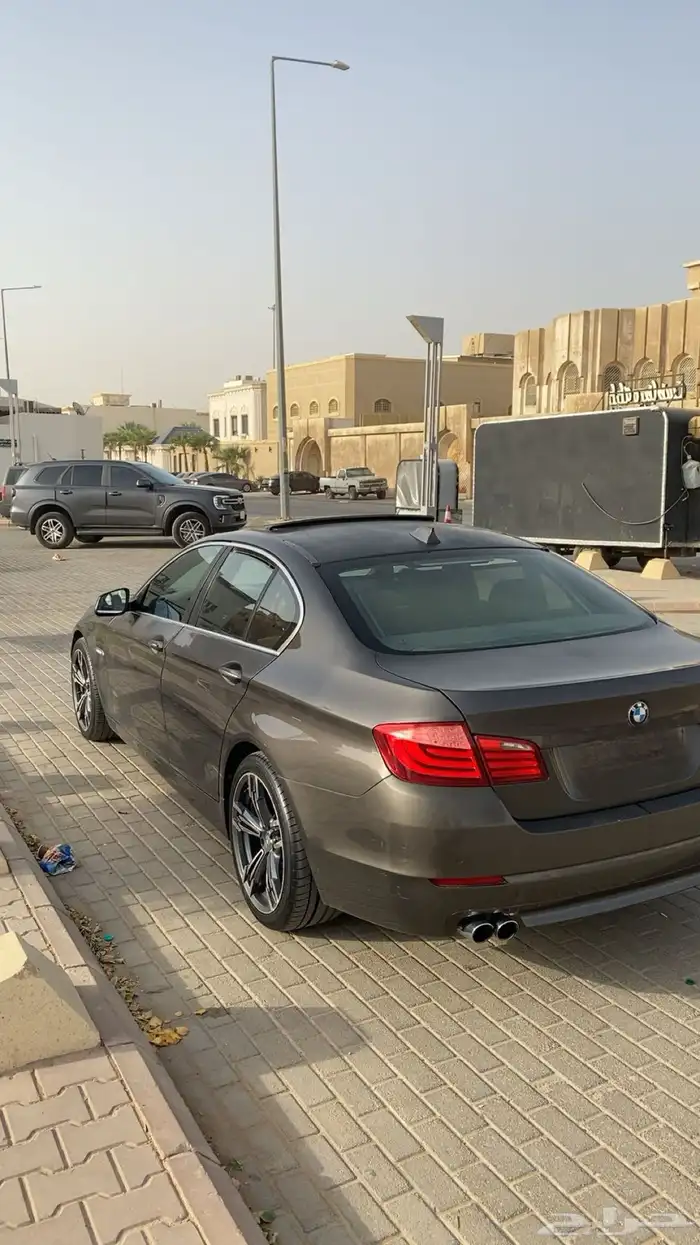 BMW 523 1
