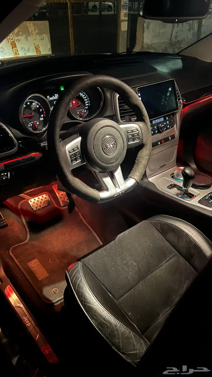 جيب قراند شيروكي 6.4 SRT للبيع او البدل 5