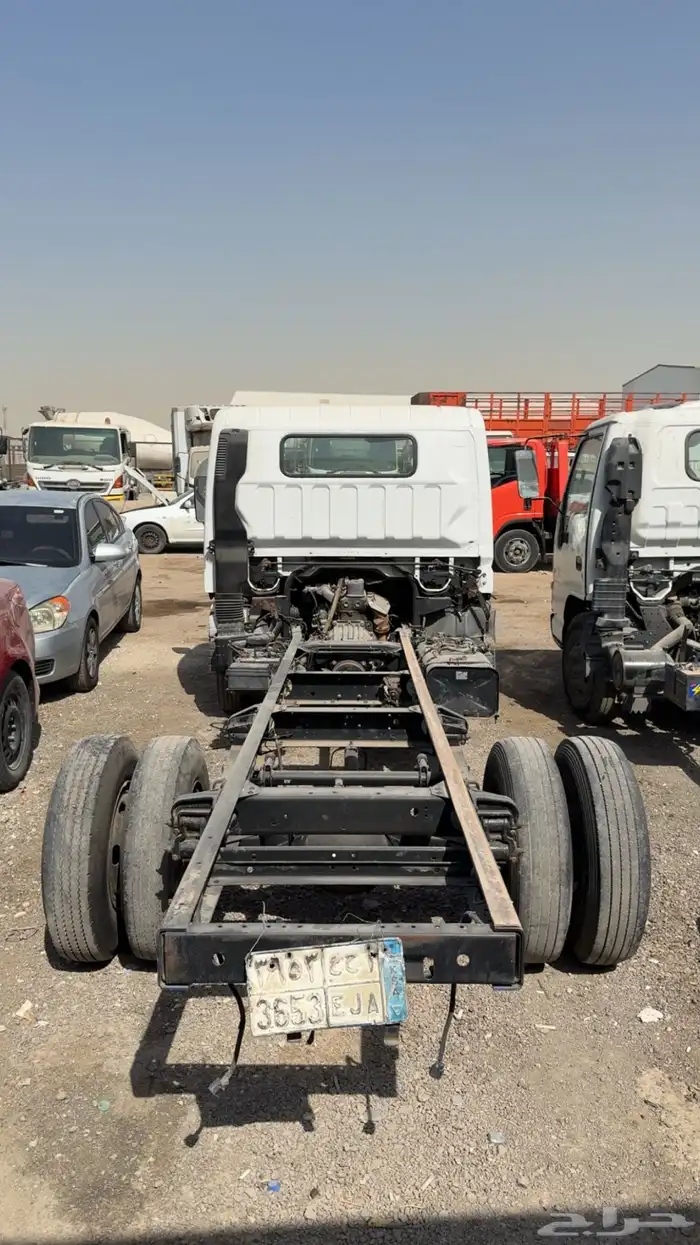 دينا ميتسوبيشي كانتر 2008 طول 4 ونص شرط 4