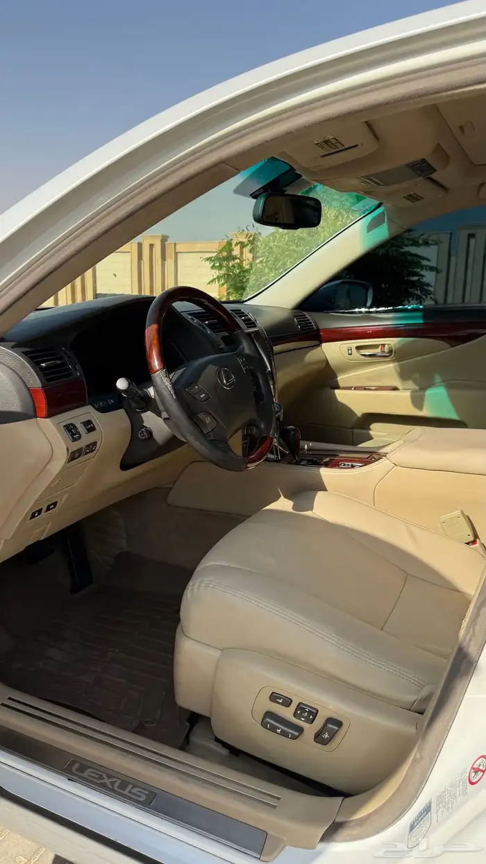 للبيع لكزس LS 460 0