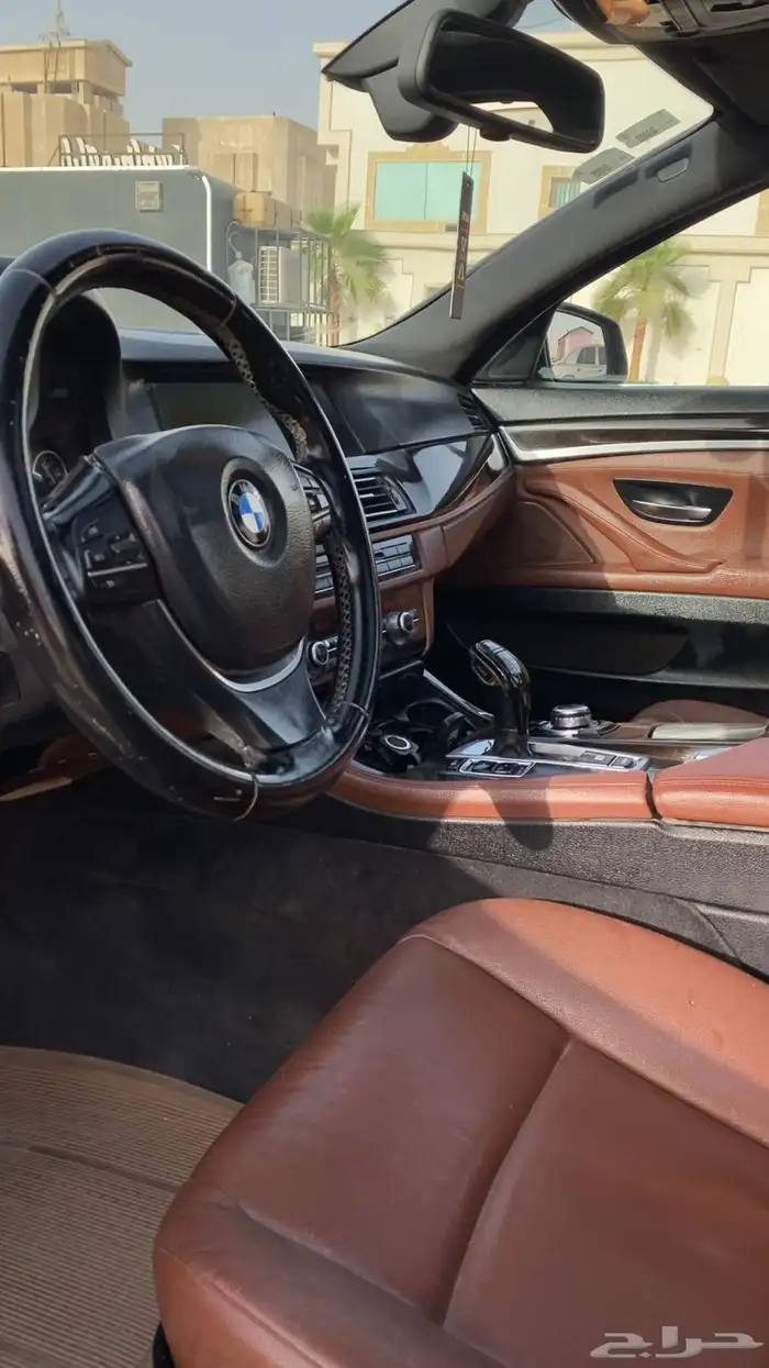 BMW 523 8