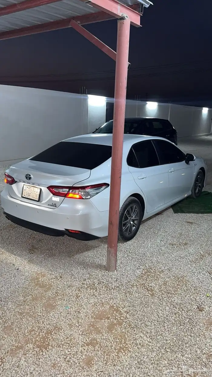 للبيع كامري 2020 هايبرد 3