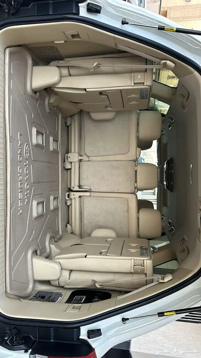 لاندكروزر 2016 VXR 16