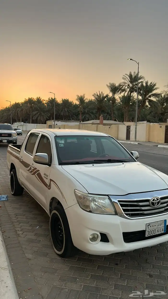 هايلوكس2012للبيع 2