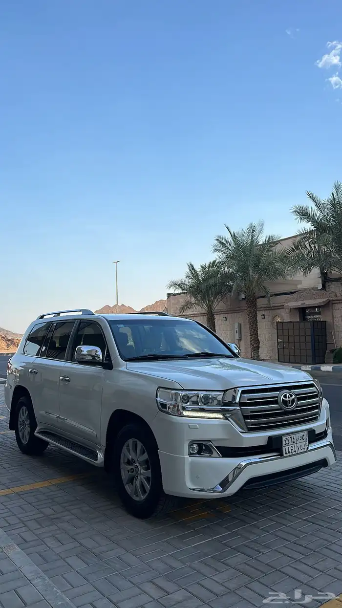 لاندكروزر 2016 VXR 2