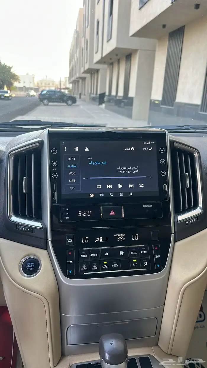 لاندكروزر 2016 VXR 27