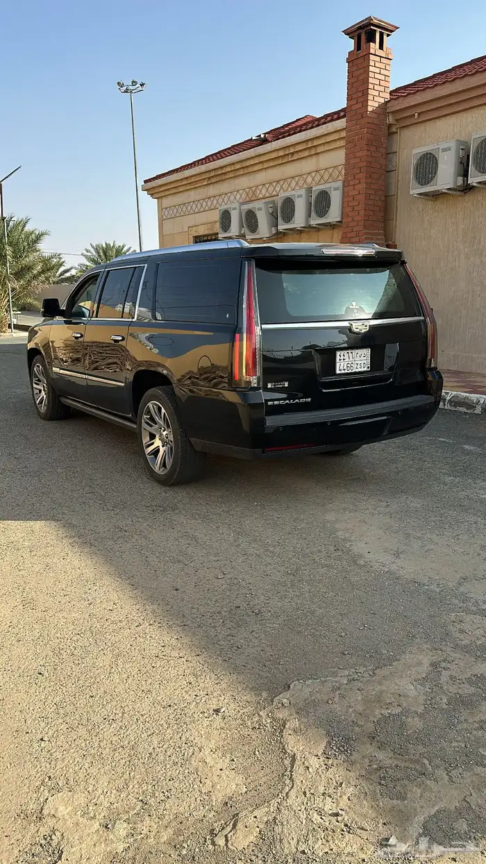 كاديلاك سكاليد 2015 2