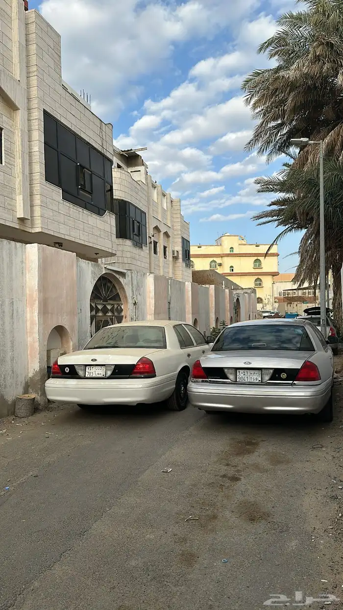 فورد كراون فكتوريا 7