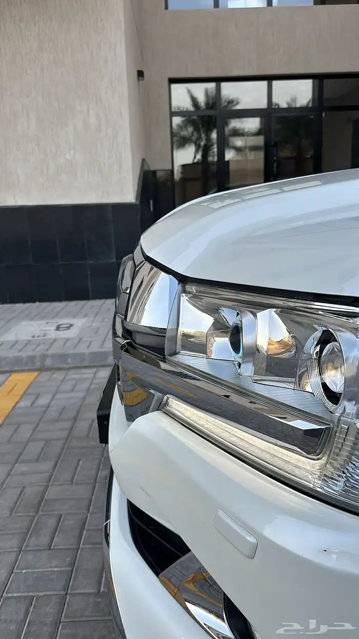 لاندكروزر 2016 VXR 11