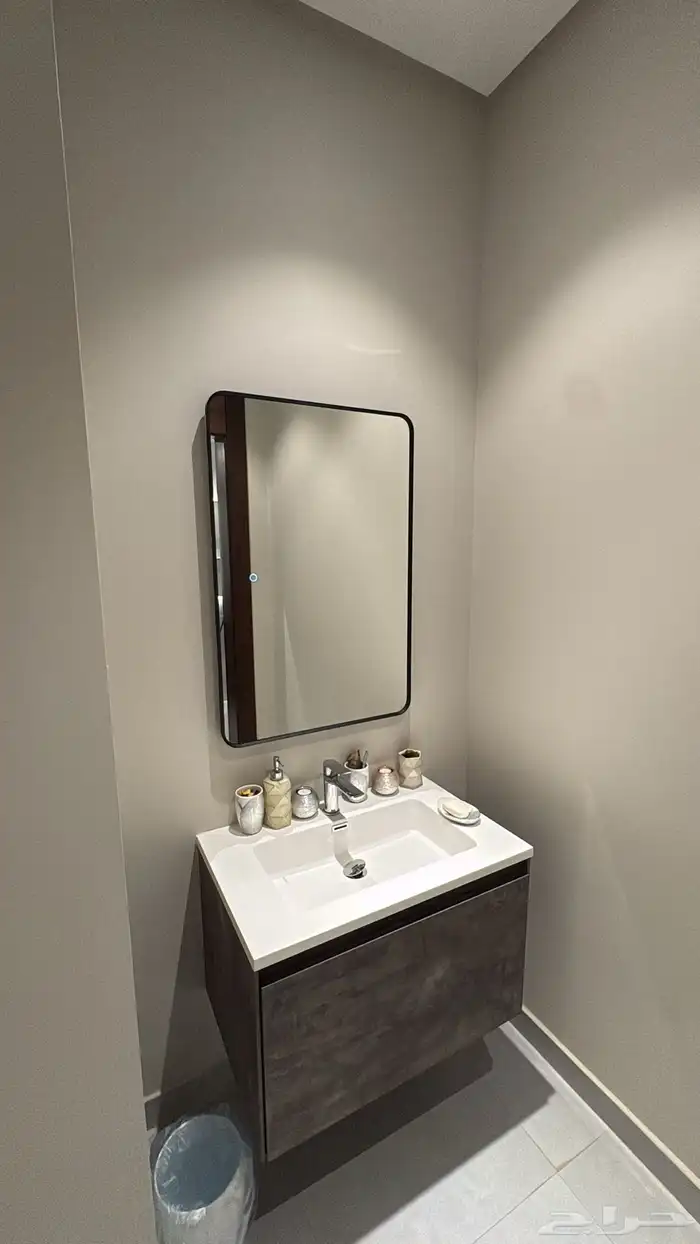 استديو سكنية بتصميم فندقية ف عمارة فاخرة 10