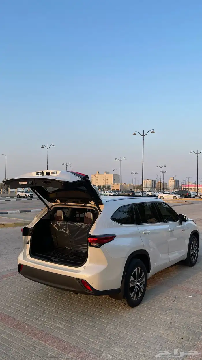 هايلاندر 2021 بحالة الوكالة 4