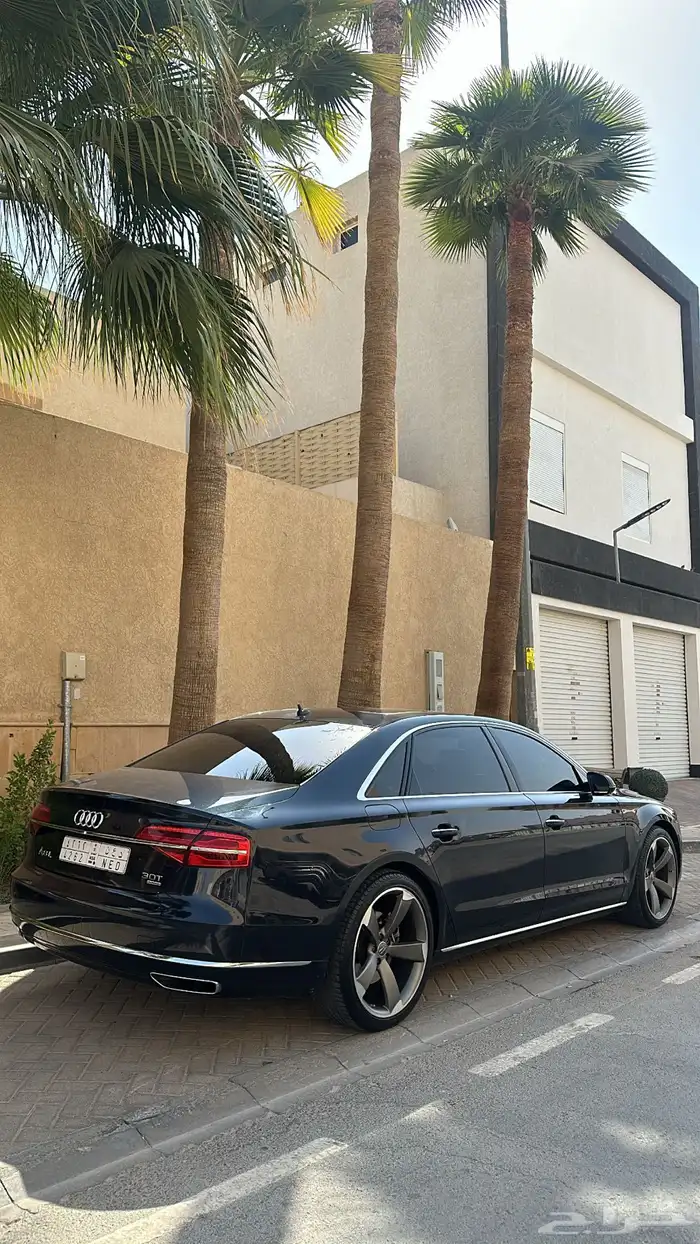 للبيع اودي A8 2015 مصدوم 2