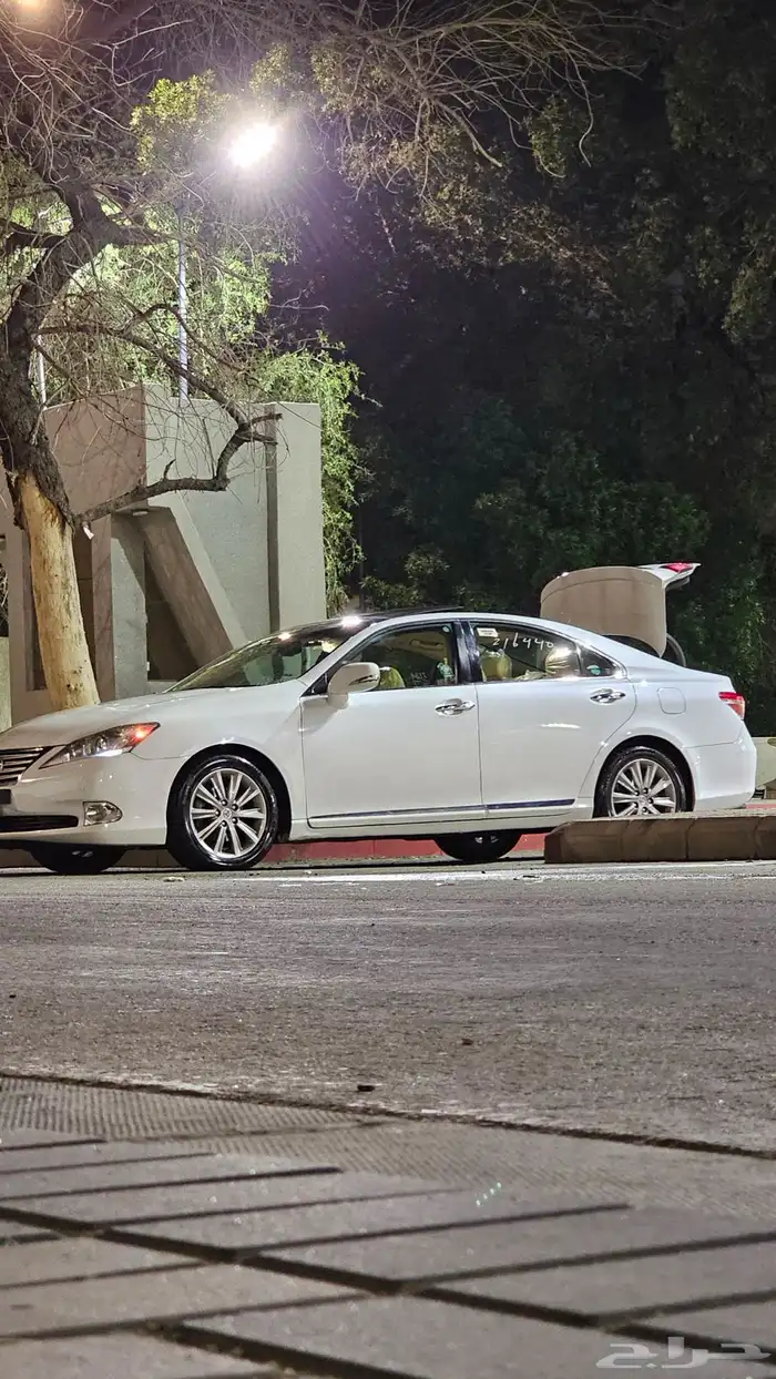 لكزس es350 موديل 2011 10