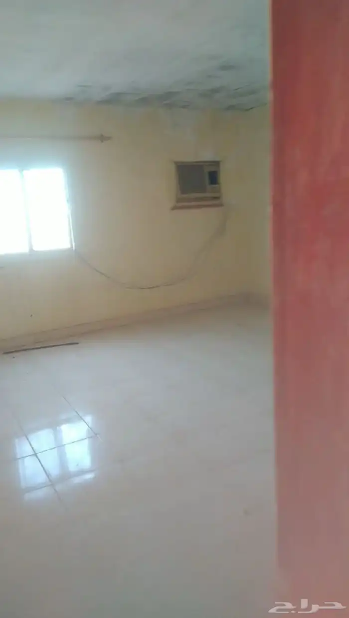 للإيجار مستودع واستراحة طريق الهجرة مباشرة قرب محطة الفريدي 7