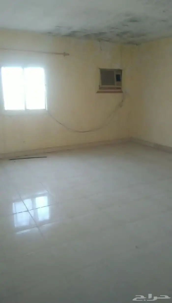 للإيجار مستودع واستراحة طريق الهجرة مباشرة قرب محطة الفريدي 6