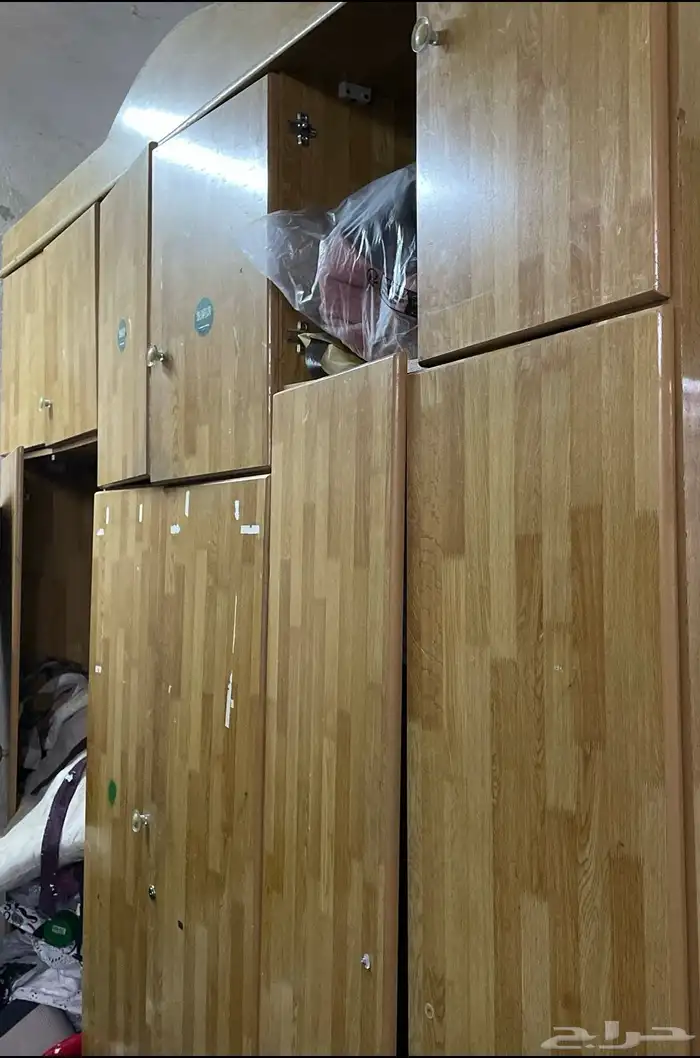 دولاب للبيع نضيف 0