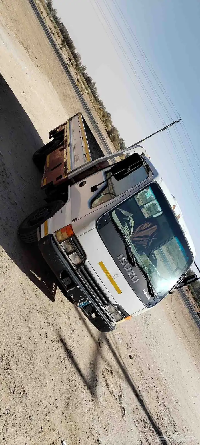 Isuzu 2004 1
