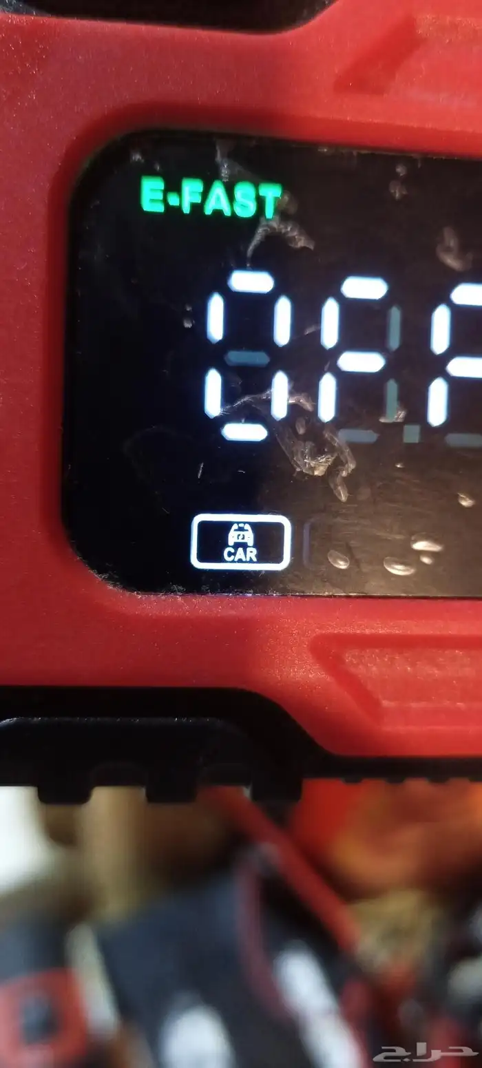 جهاز إصلاح النبض 12 فولت 6 أمبير في الساعة شاحن سريع ذكي 12 7