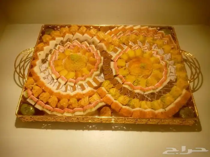 بائع شوكلاته وحلويات 7