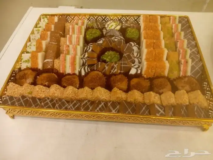 بائع شوكلاته وحلويات 8