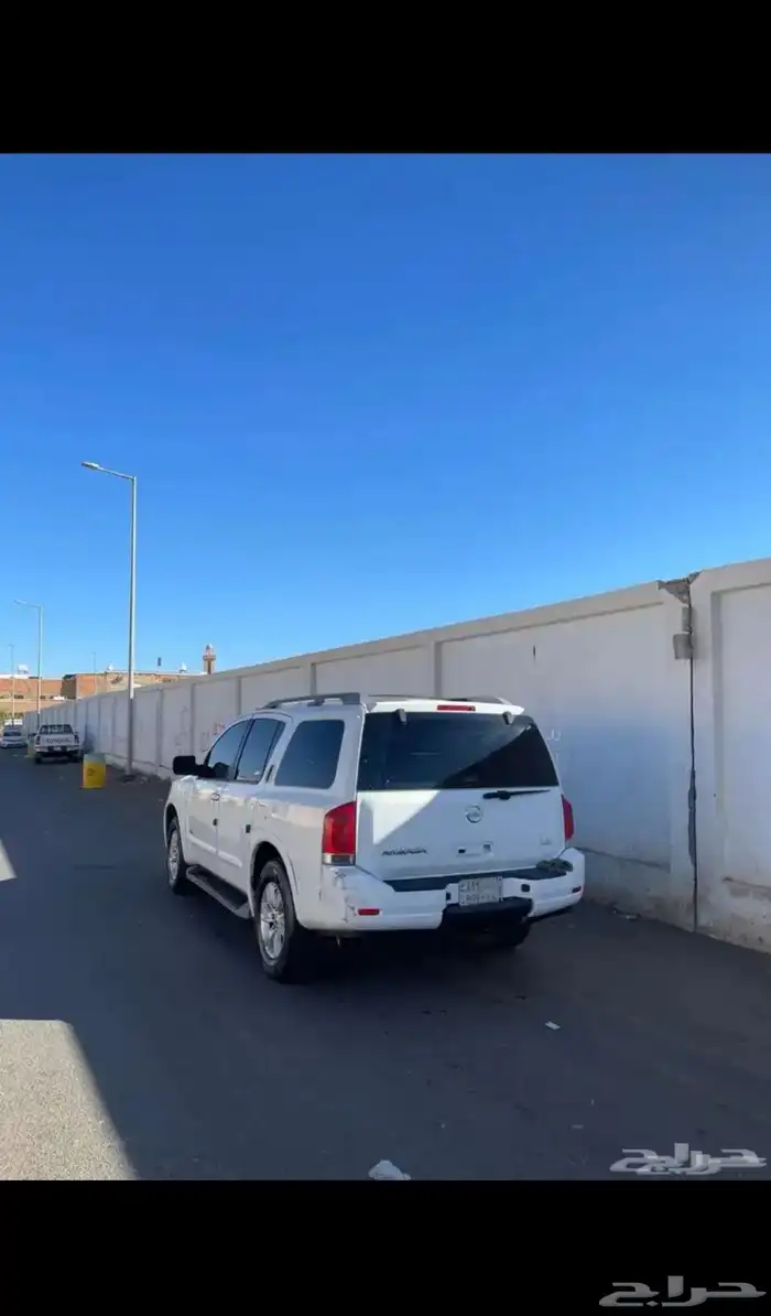 نيسان 0