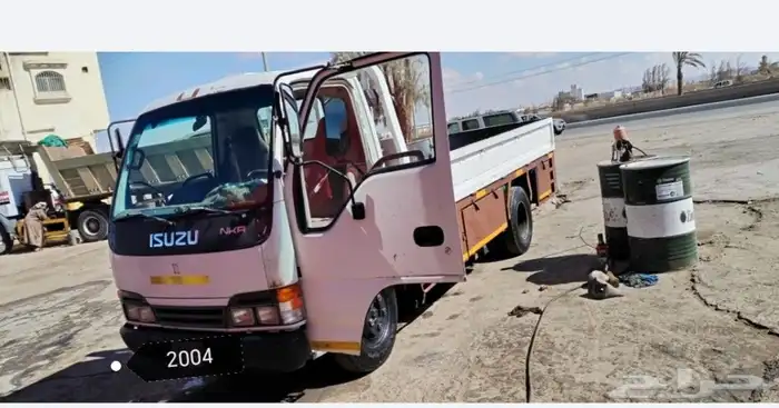 Isuzu 2004 4