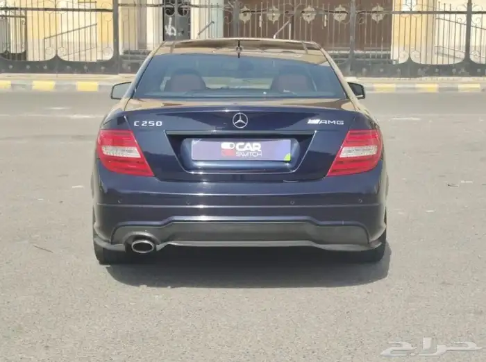 مرسيدس C250 كوبيه نظيفه 2