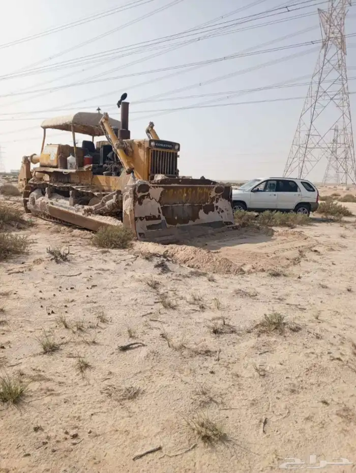 للبيع بلدوزر كماتسو D155A شغال في شغله 0
