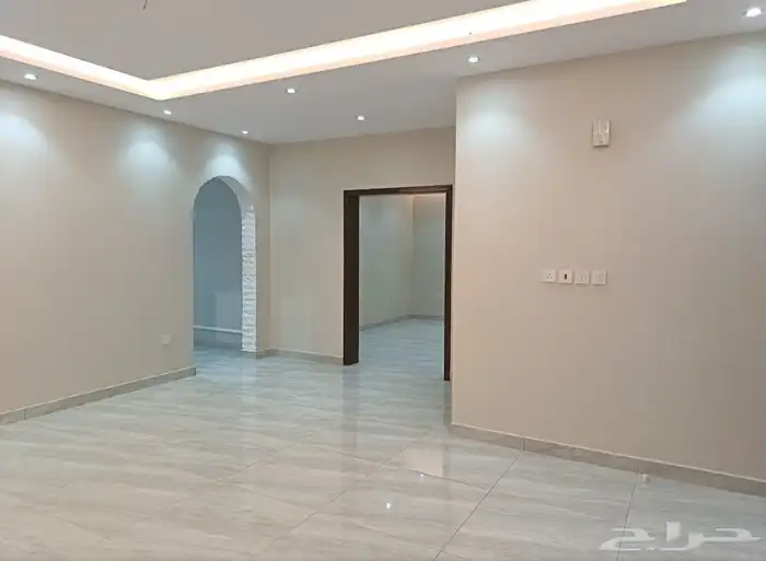شقة فاخرة وموقع مميز للبيع 8