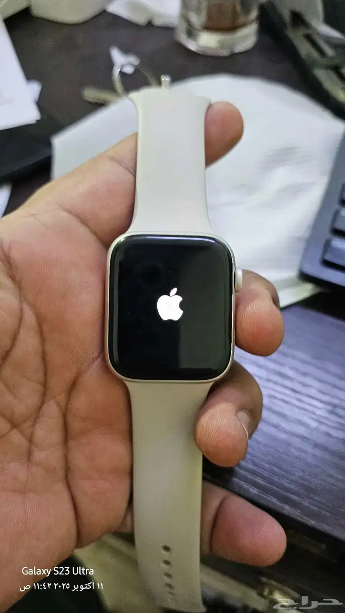 ساعة ابل واتش اس اي مقاس 44. البيع كما هي الحد 600 1