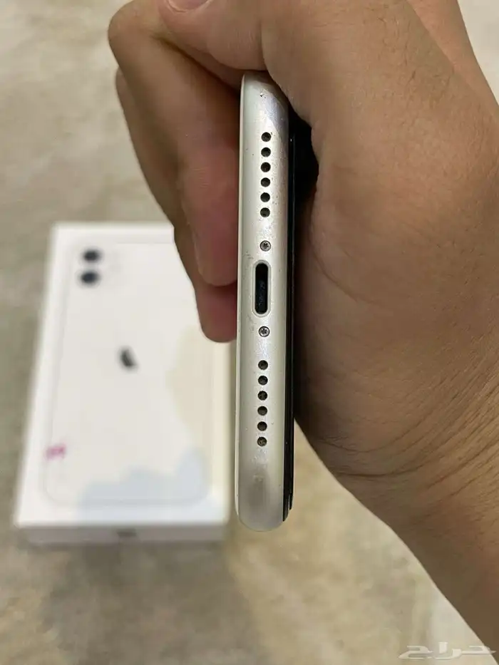 ايفون 11 للبيع 5