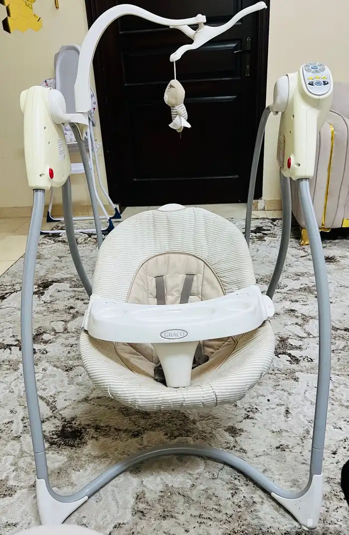 سرير اطفال مهد و كرسي هزاز 9