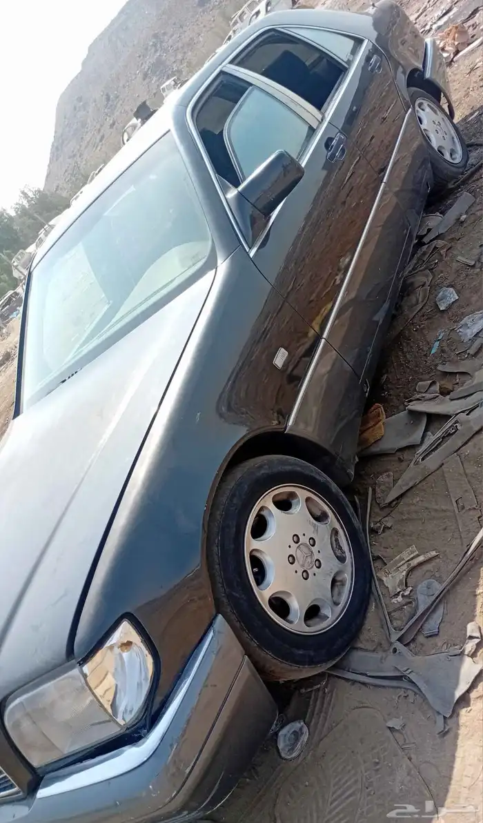 مرسيدس شبح قطع غيار تشليح موديل 1992 1