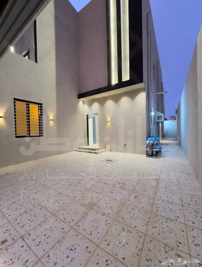 للبيع فيلا دوبلكس بتصميم فاخر في محافظة ابو عريش 1