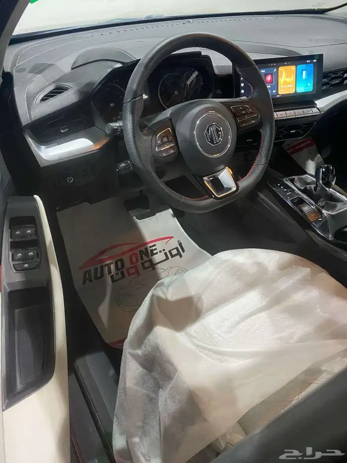 MG GT كمفورت فتحة سقف موديل 2024 كاش وتقسيط 5