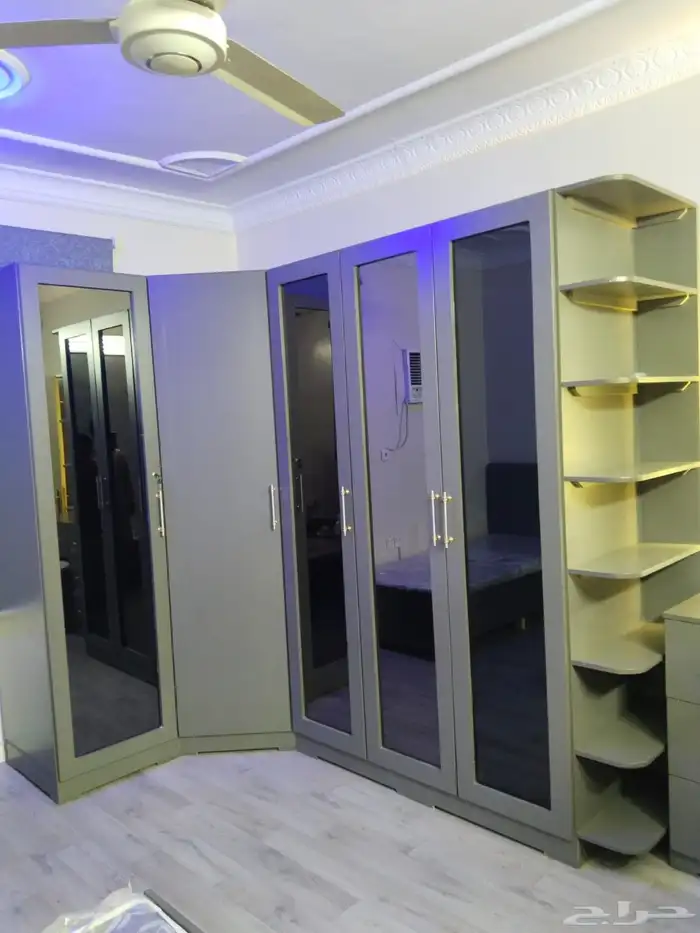 غرفه نوم دولاب سرير تسريحه كم دينا باب خشب جديد 0