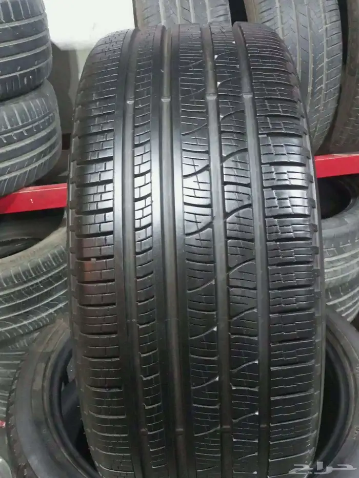 طقم كفرات برلي شبه جديد. 275 40 22 1