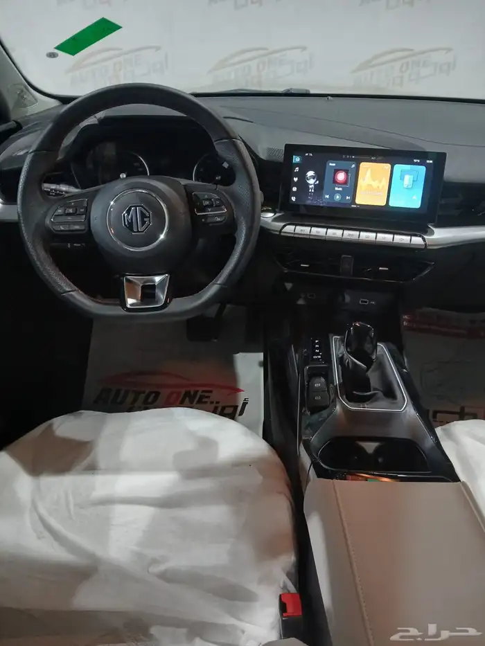MG GT كمفورت فتحة سقف موديل 2024 كاش وتقسيط 3