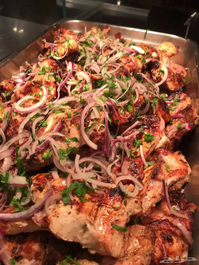 ابحث عن ممول مطعم صغير الأكلات المصريه وهستفيد انشاء الله ف 0