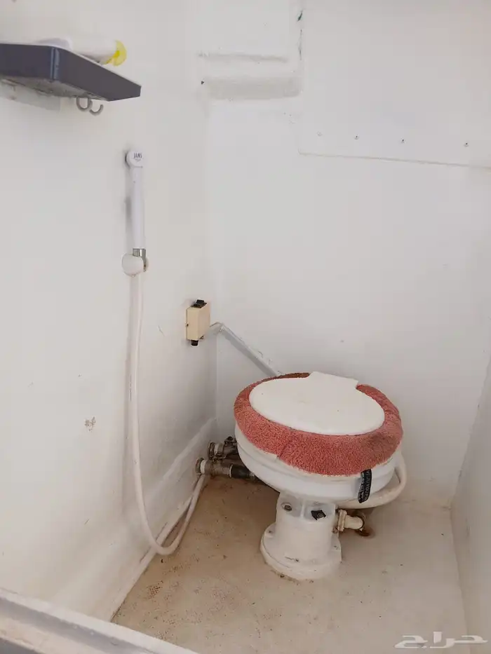 قارب وسام للرحلات البحري خور وسباحه وصيد وبياض باسعار ممتاز 2