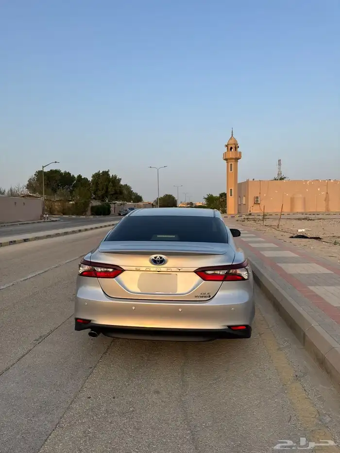 للبيع كامري GLE 2022 فل كامل هايبرد 1