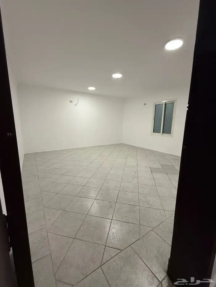 شقة بحي البندرية الخبر للايجار 1