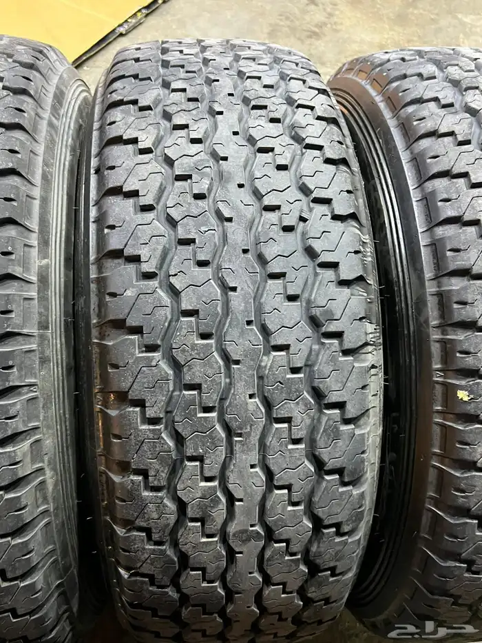 جنوط لكزز جيب لاند شفه نيكل مع كفرات دنلوب 275.70.16 ت23 7