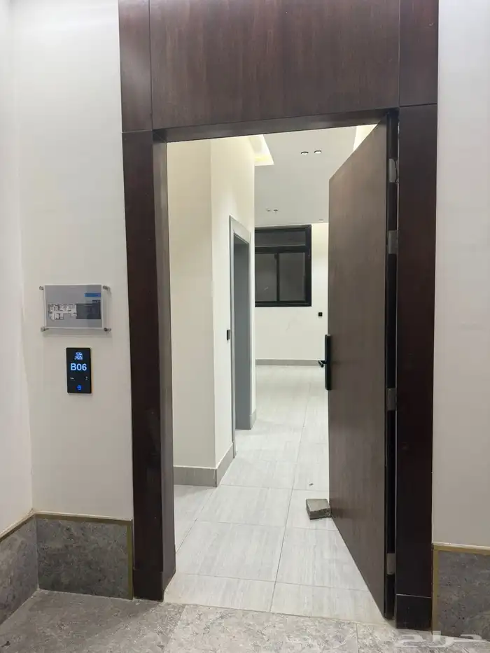 شقه للايجار حي اليرموك الغربي 0