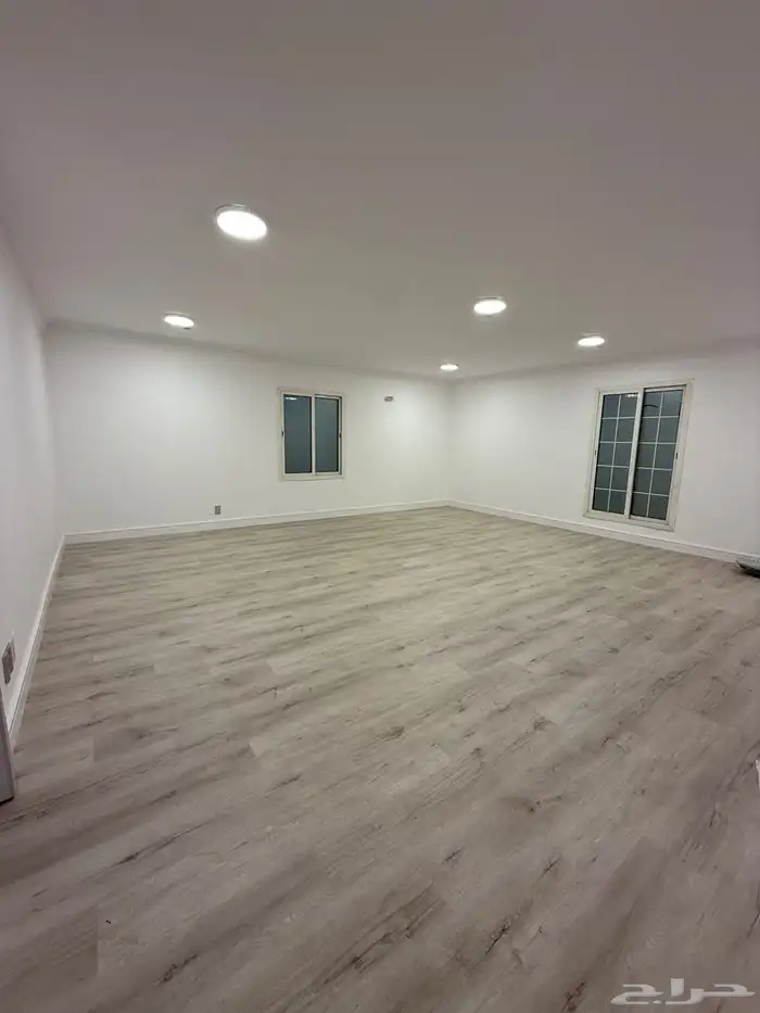 شقة بحي البندرية الخبر للايجار 11