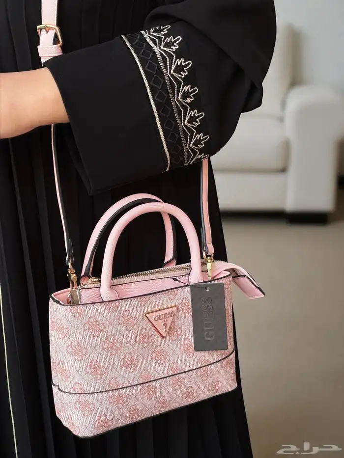 شنط ماركات درجه اولى 38