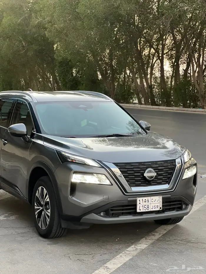 نيسان اكس تريل2023 الممشى51 الف نص فل 5
