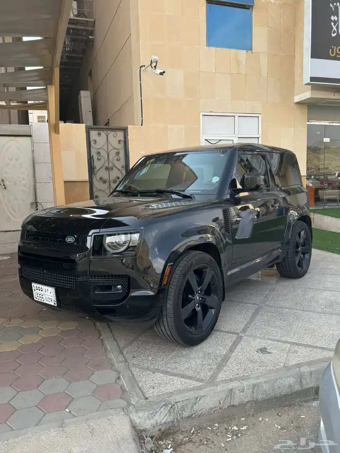 ديفندر 2022 V8 مقاس 90 12