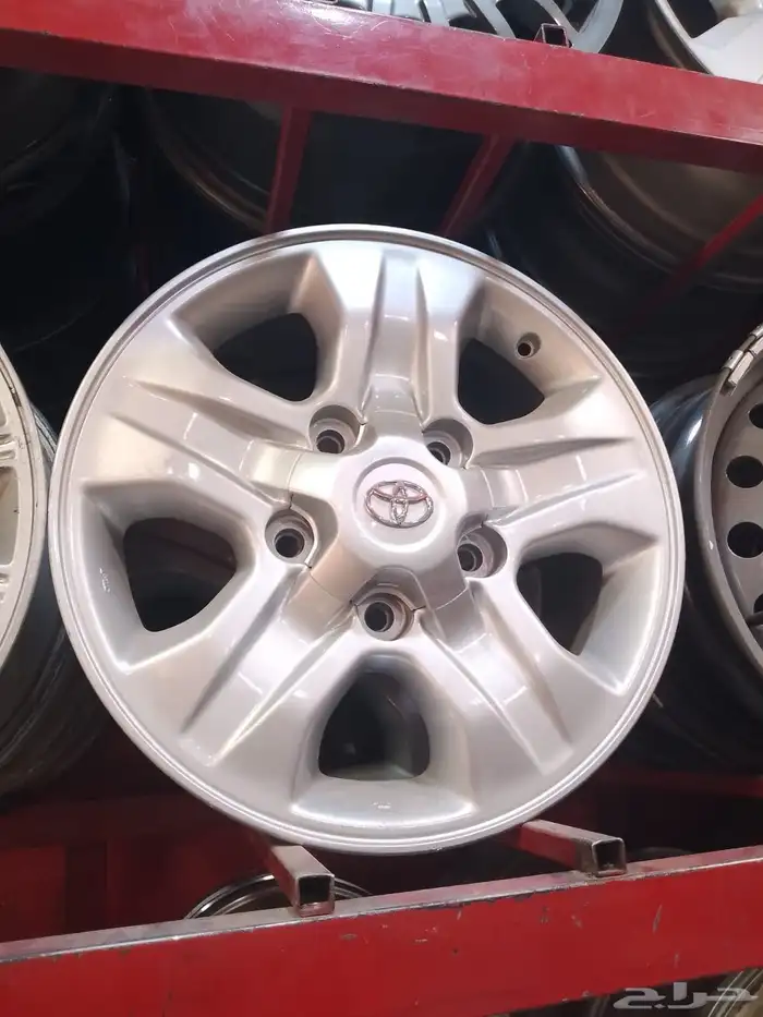 يوجد لدينا جميع انواع الجنوط وجميع مديلات السيارات 22